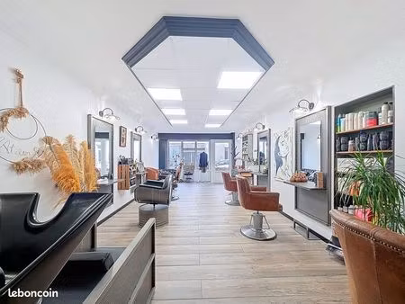 salon de coiffure 95 m² le may-sur-evre