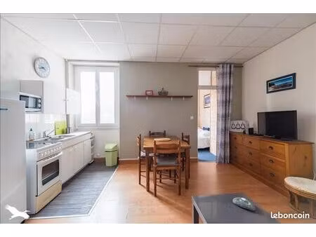 immeuble 197 m² tregastel