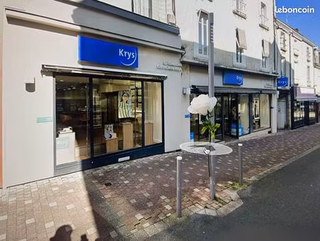 loue local commercial rénové