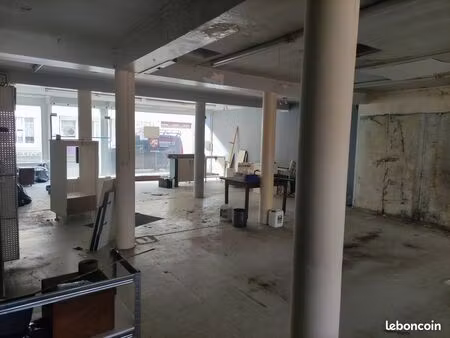 local artisan/stokage