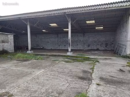 place hivernage : camping car bateau  caravane