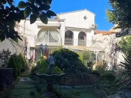 maison 8 pièces 210 m²