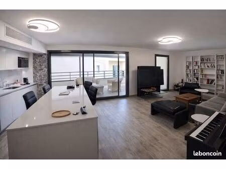 appartement t3 récent (2018) au centre-ville d'aix-en-provence avec parking au sous-sol en