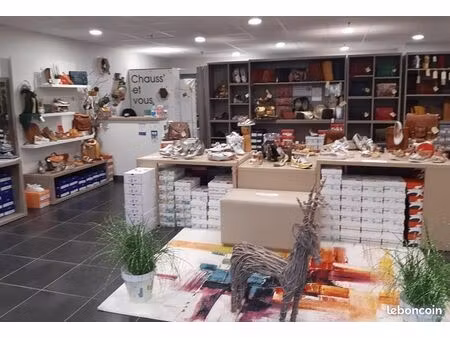 local d'activité 82 m²