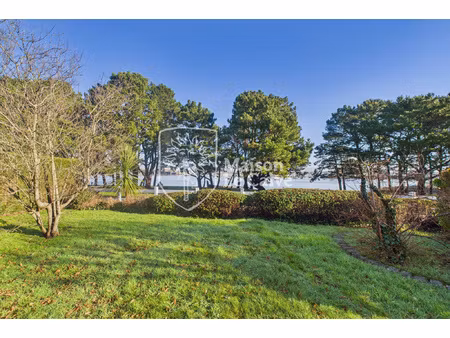 à vendre propriété en première ligne sur mer - larmor-plage