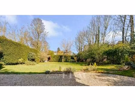 maison de luxe à louer à versailles : 4 500 €/mois | 319m²