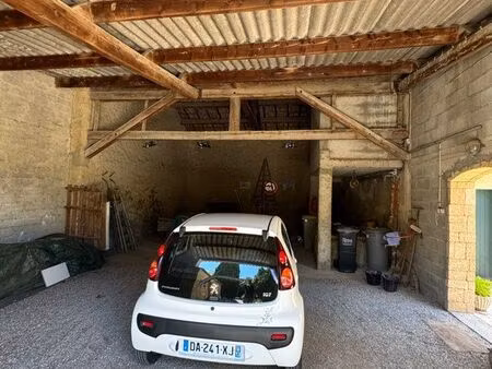 entrepôt 90m2 et 1000m2 de terrain