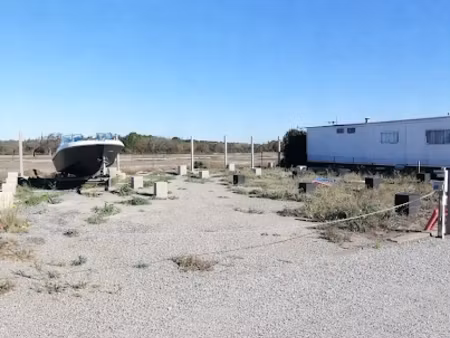 vente terrain 105 m² à sigean (11130)  30 000 €