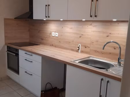 location appartement 3 pièces à saint-berthevin (53940) : à louer 3 pièces / 66m² saint-be