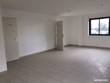 a louer bureaux 45 m²