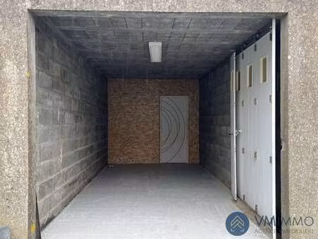 location garage box et parking à orvault (44700) : à louer / orvault