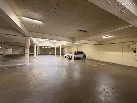 parking hotel de ville