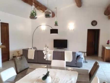 maison t4 de 150m2  piscine et abris voiture