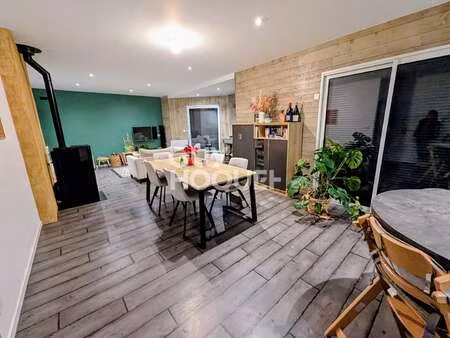 vente maison à ménil (53200) : à vendre / 117m² ménil