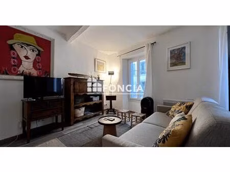 cannes   banane  grand studio  rue hoche  à 200 m du palais des festivals