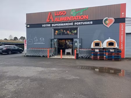 location locaux professionnels 507 m² à saint-pierre-du-mont (40280)  nan €