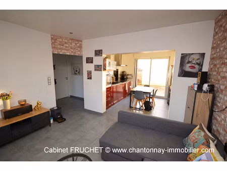 chantonnay - rare ! proche centre ville  jolie maison rénové