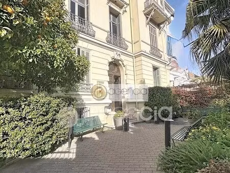 vente immeuble 1100 m² cannes (06400)