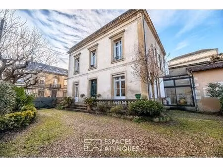 maison bourgeoise et sa petite soeur en coeur de ville