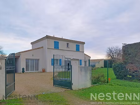 maison comtemporaine de style charentaise à corme écluse - 5 chambres  157 m²