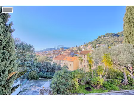 hyères centre sur les hauteurs maison d'architecte avec vue