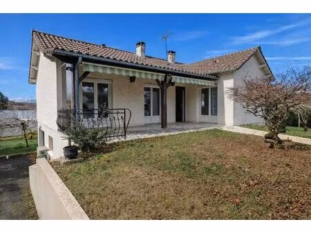 maison 5 pièces 93m²