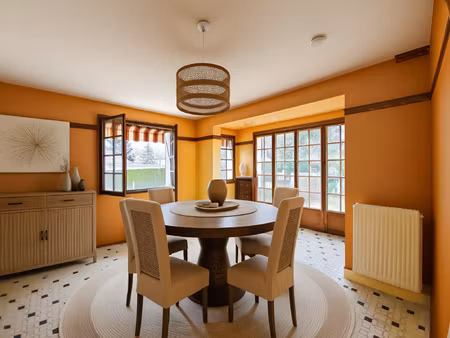 maison individuelle de 5 pièces de 122 m2 utiles avec une vi