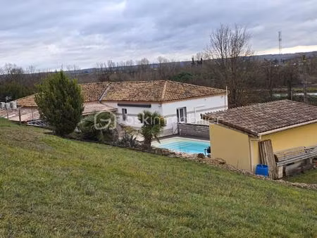 maison de 173 m² à saint-romain-le-noble