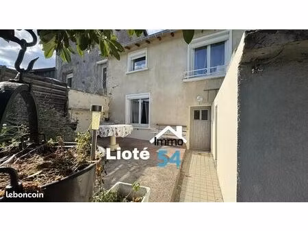 maison de village 6 pièces 139 m²