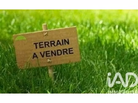 vente terrain 303 m²