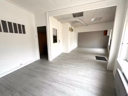 location commerce 40 m² à millery (69390)