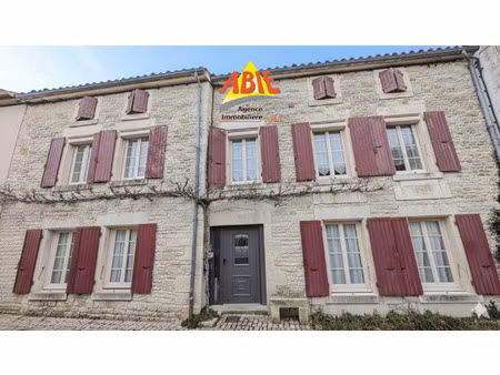 vente maison 5 pièces 156 m² coulon (79510)