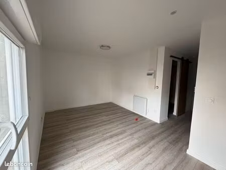 t1+/t2 proche gare cergy  entièrement rénové à neuf  cergy saint christophe