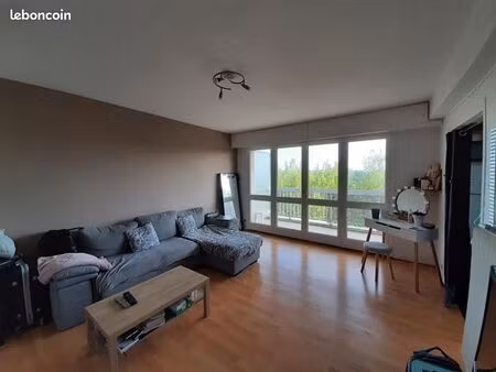 studio 30m2 dans orléans vue loire avec parking