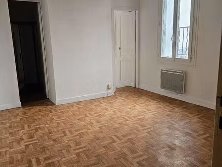 studio pour étudiant/e  place de la liberté