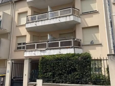 studio 1 pièce 25 m²