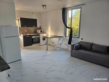 studio à moulineaux  à 15 minutes de rouen