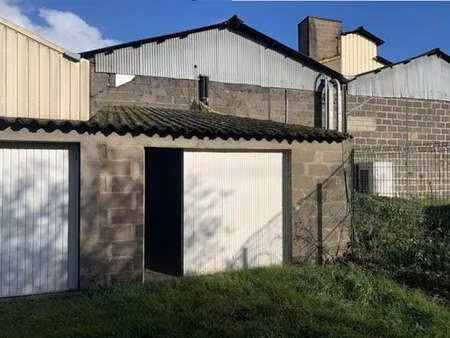 vente garage et parking à sablé-sur-sarthe (72300) : à vendre / sablé-sur-sarthe
