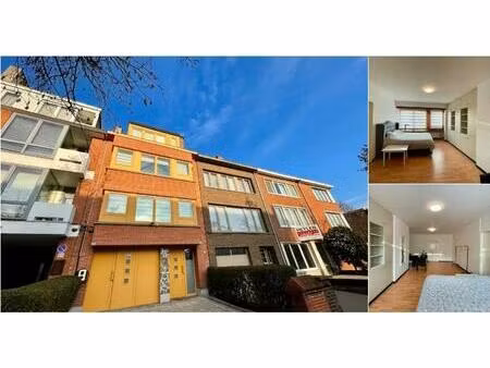 appartement à louer à letterkundestraat 64 wilrijk (rbv10456)