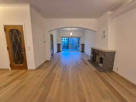 woluwe st pierre - proximite montgomery