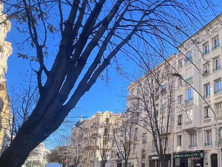 vente locaux professionnels 70 m² à nice (06000)  199 000 €