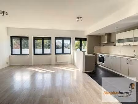 appart 2 ch. +/- 80 m² avec grande cave