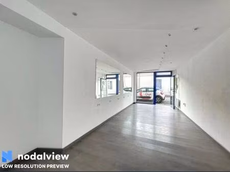 local commercial à louer