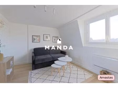 immeuble comprenant 4 appartements refaits à neuf