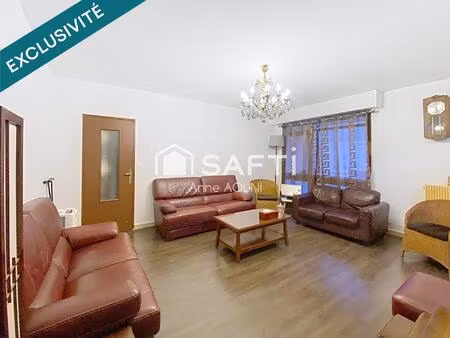 appartement de 91 m² : 5 pièce(s) / 3 chambres