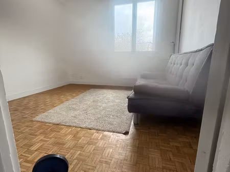 appartement 3 pièces 61 m2 2e étage cave boulevard c