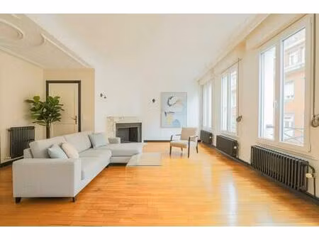 appartement de 3 pièces de 99 m² situé à valenciennes