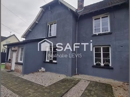 maison semi plain pied et semi mitoyenne dans quartier calme