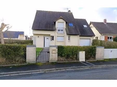 location maison  136 m² t-5 à eu  1 195 €