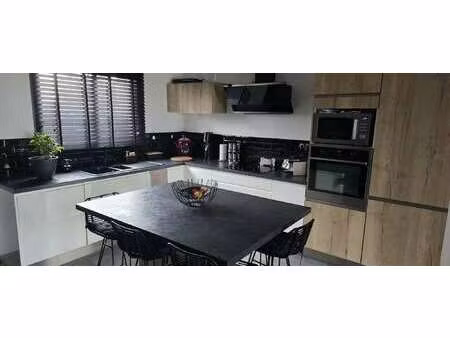 vente maison piscine à la chevrolière (44118) : à vendre piscine / 106m² la chevrolière